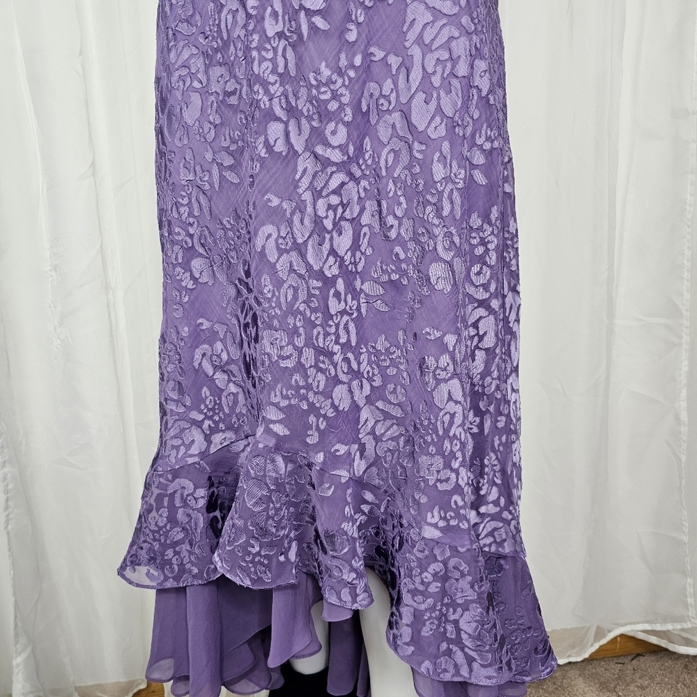 Alex Evenings Purple Burn Out 2-Layer Ruffle Bottom Bead Neck Dress Size 10 - Picture 4 of 10
